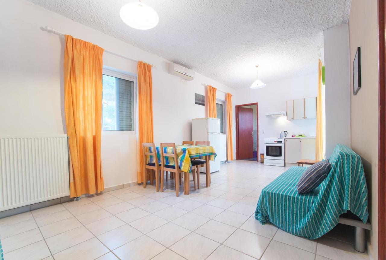 Antisamos Studios Sami  Exteriér fotografie
